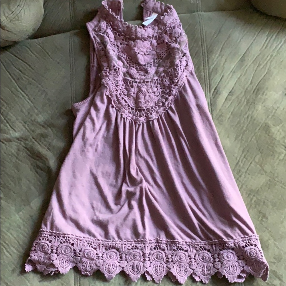 Purple lacy tank top!
